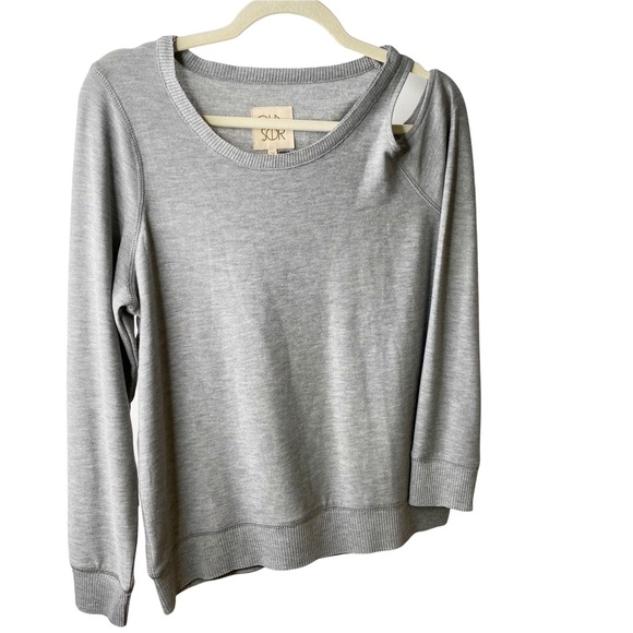 Chaser Tops - Chaser Grey Single Cold Shoulder Long Sleeve Pullover Sweatshirt Top Medium